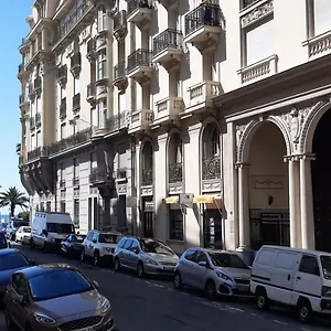 Large Beautiful Near The Negresco Nice